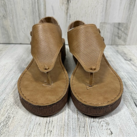 Journee Collection Mckell Tan Slip On Thong Wedge Platform Sandals #930 - Picture 4 of 11
